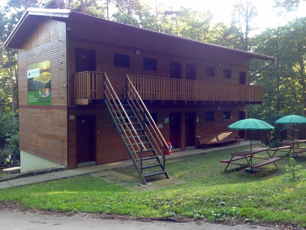 Lesni Penzion Vranov Vranov nad Dyji Bagian luar foto